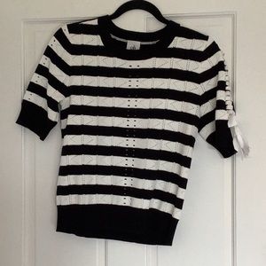 Crisp never worn black and white cotton sweater